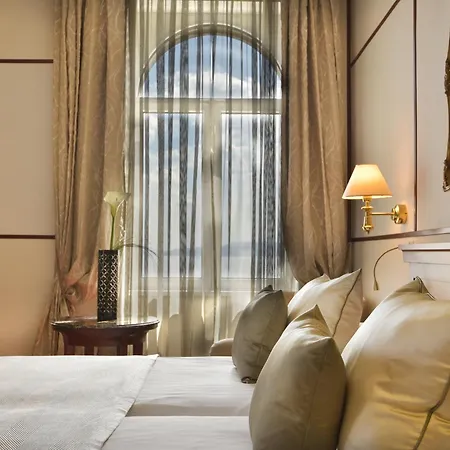 Amadria Park Milenij Hotel